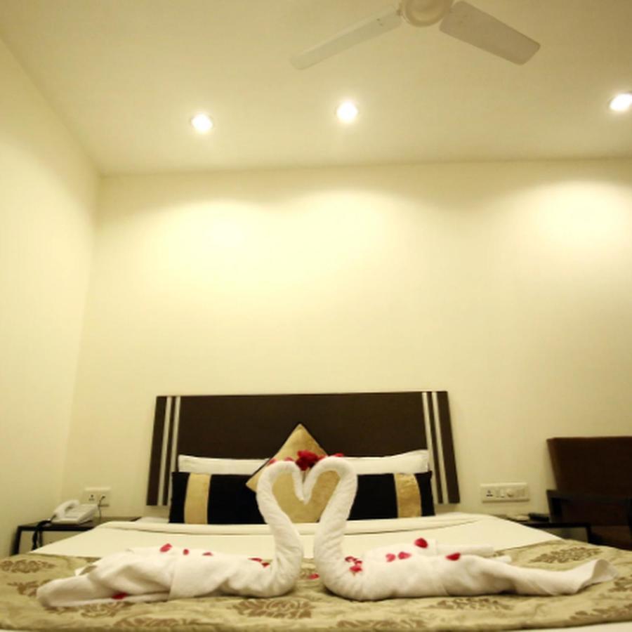 Regency Square Hotel Gwalior Luaran gambar