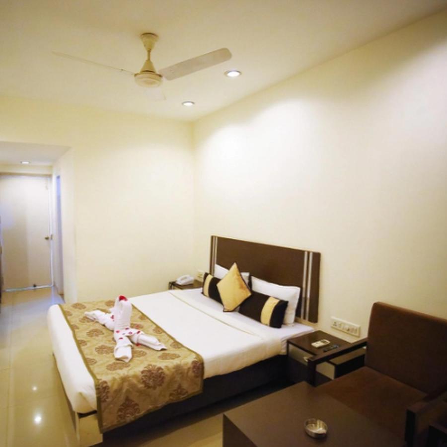 Regency Square Hotel Gwalior Luaran gambar