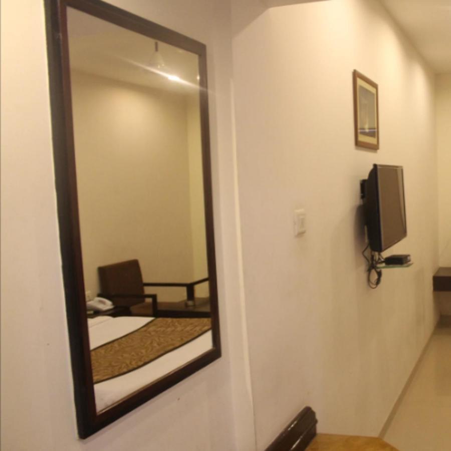 Regency Square Hotel Gwalior Luaran gambar