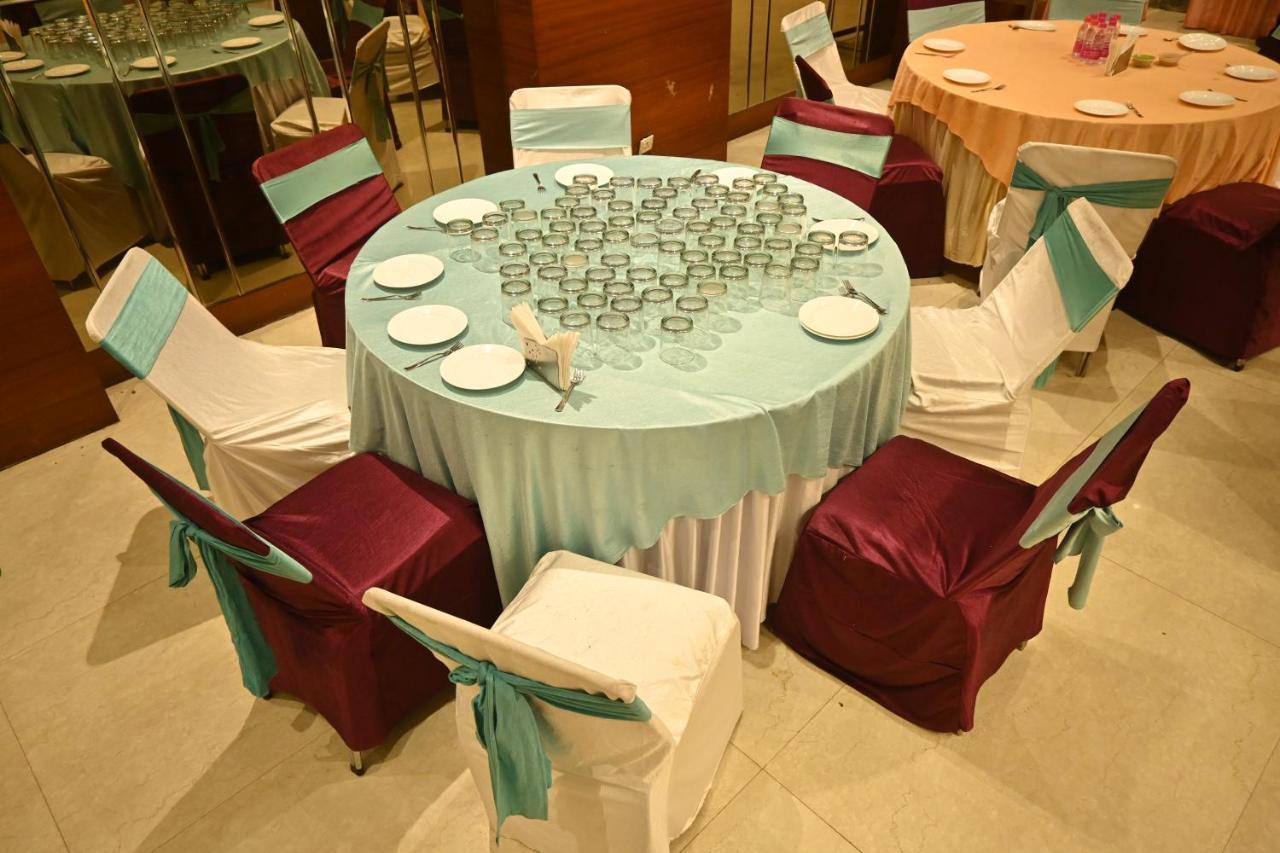 Regency Square Hotel Gwalior Luaran gambar