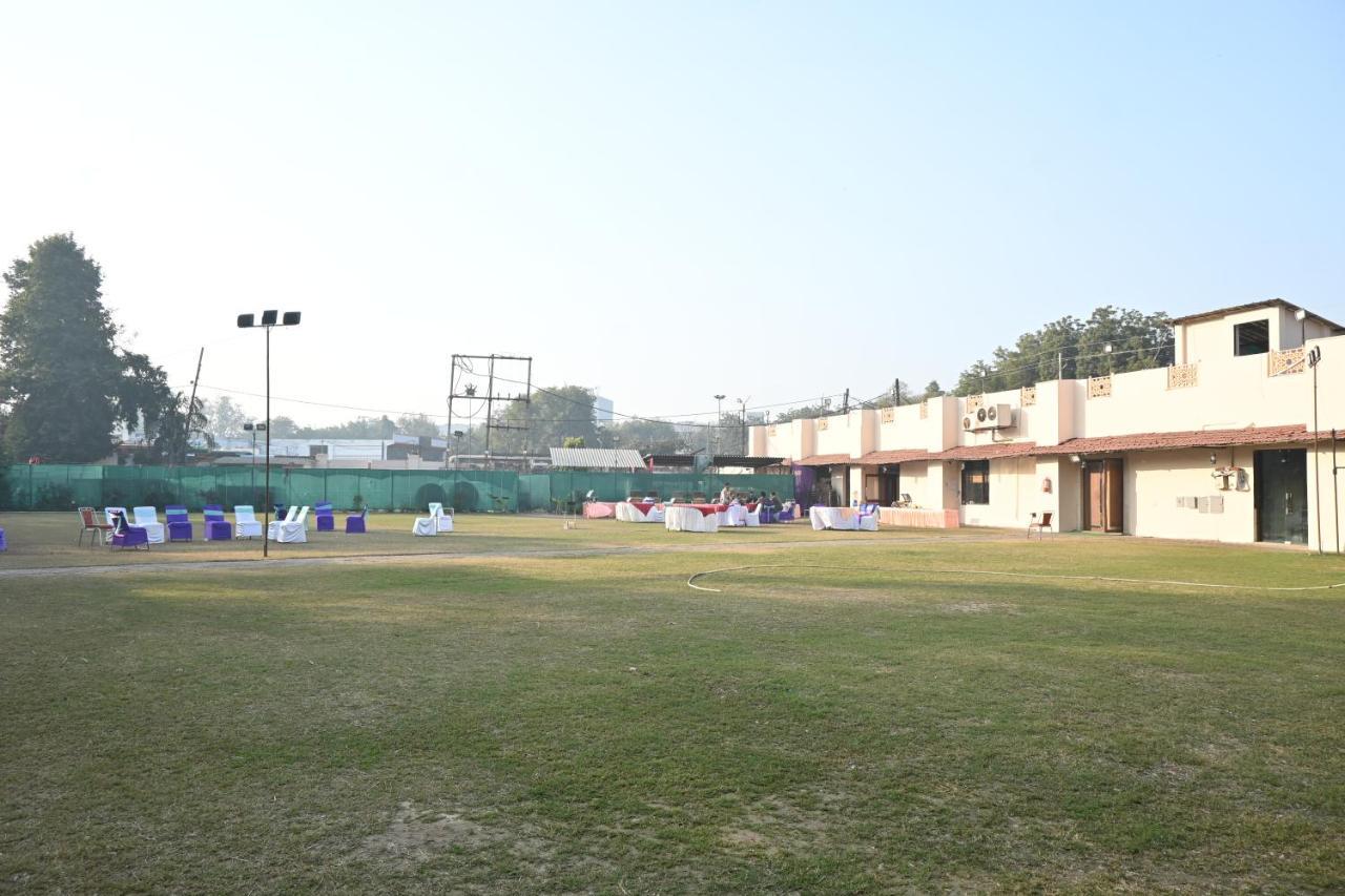 Regency Square Hotel Gwalior Luaran gambar